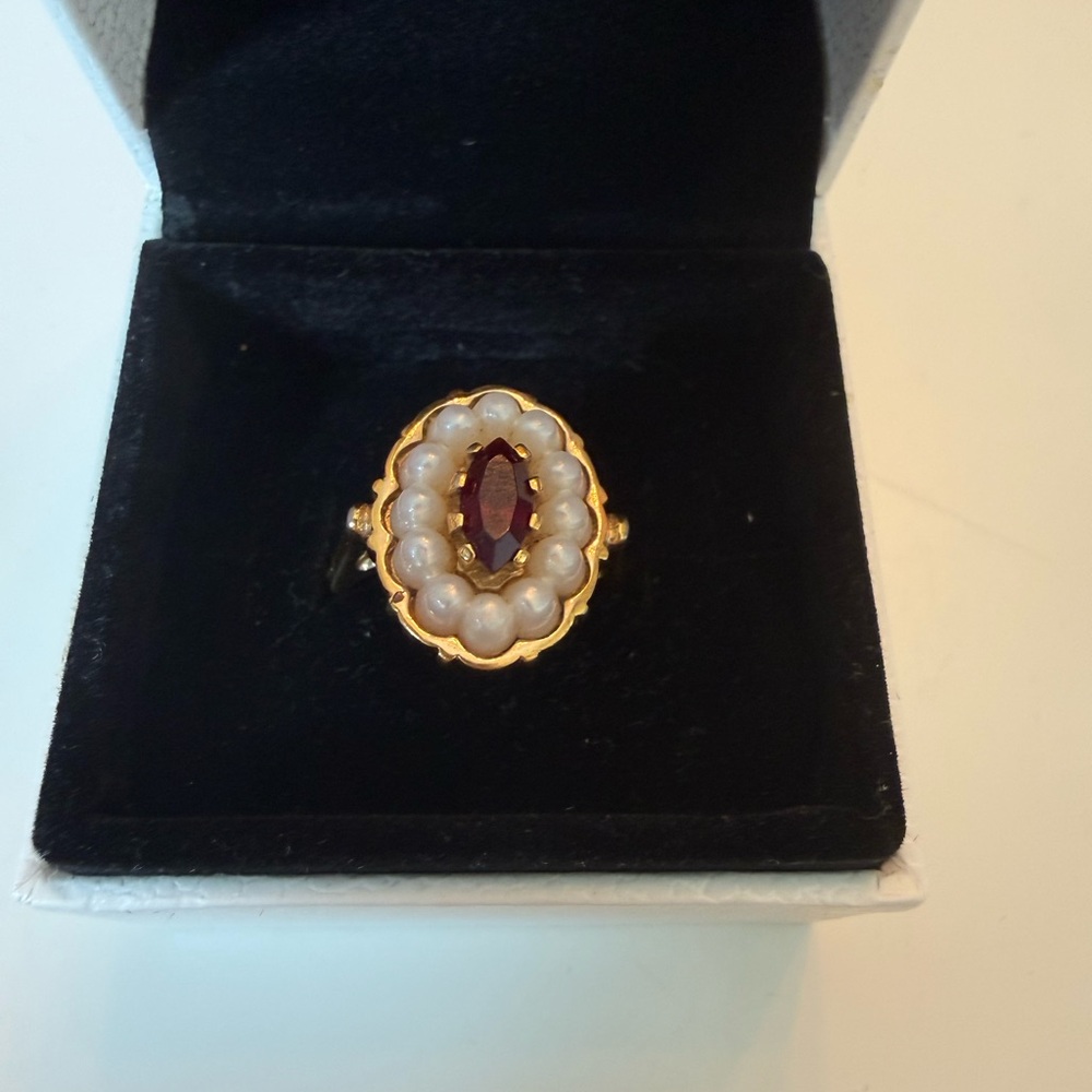 Gold-Tone Pearl and Synthetic Garnet Oval Ring